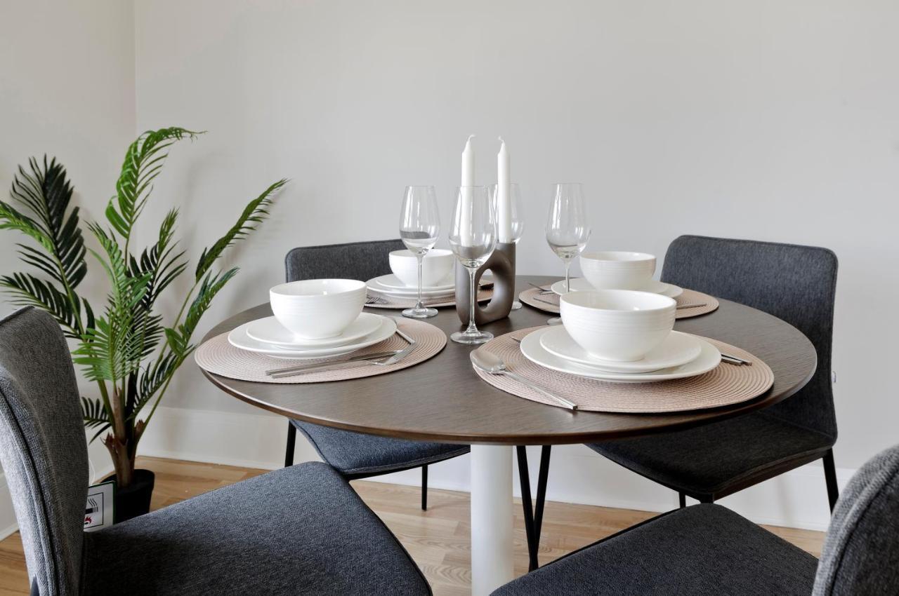 Fabulous Three Bedroom Flat Near Marylebone By Underthedoormat Appartement